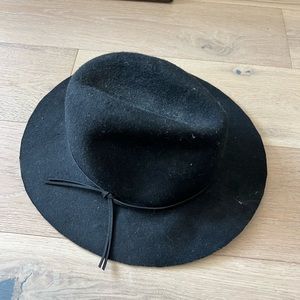 Nine West felt hat